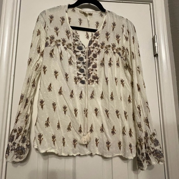Lovestitch Swiss Dot long sleeve blouse - Picture 3 of 8